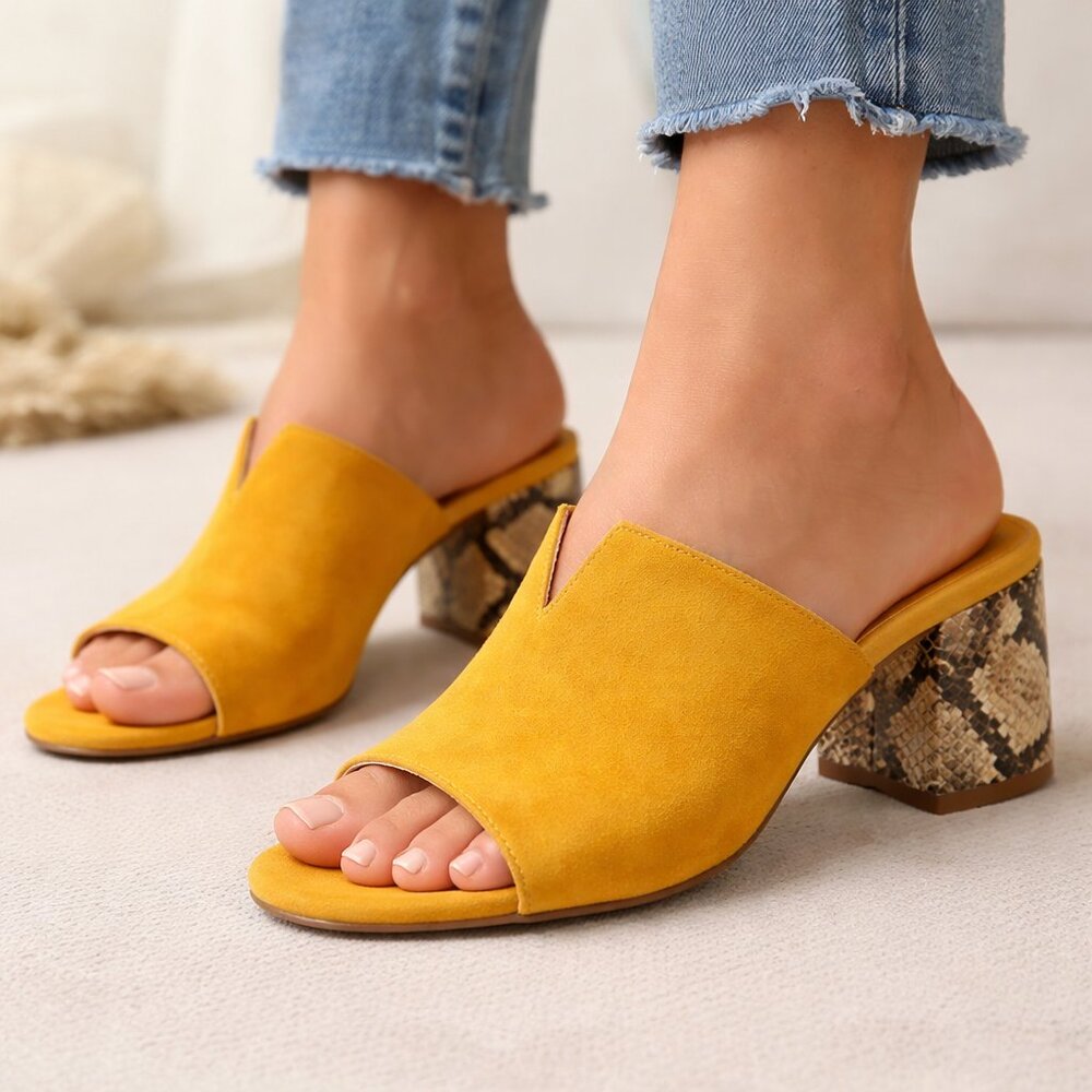 🚚 Unique and rare Italian Nubuck Leather Mules Sandals Snake-Print Heel EU 37